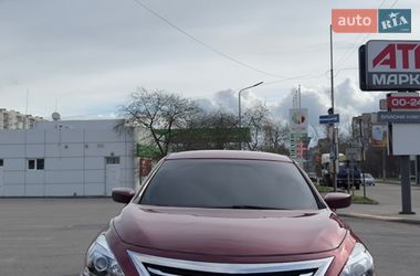 Седан Nissan Altima 2015 в Одессе