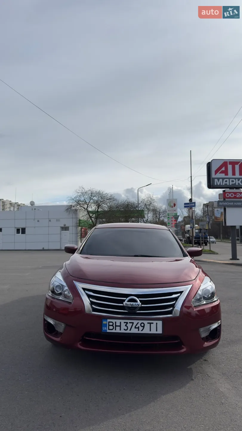 2015 Nissan Altima - фото 1