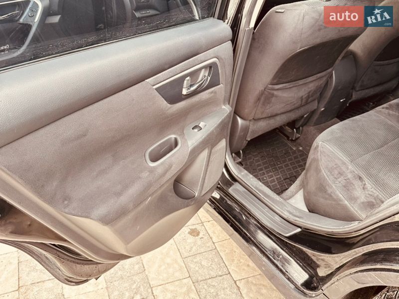 Седан Nissan Altima 2014 в Киеве фото 9 Седан Nissan Altima 2014 в Киеве