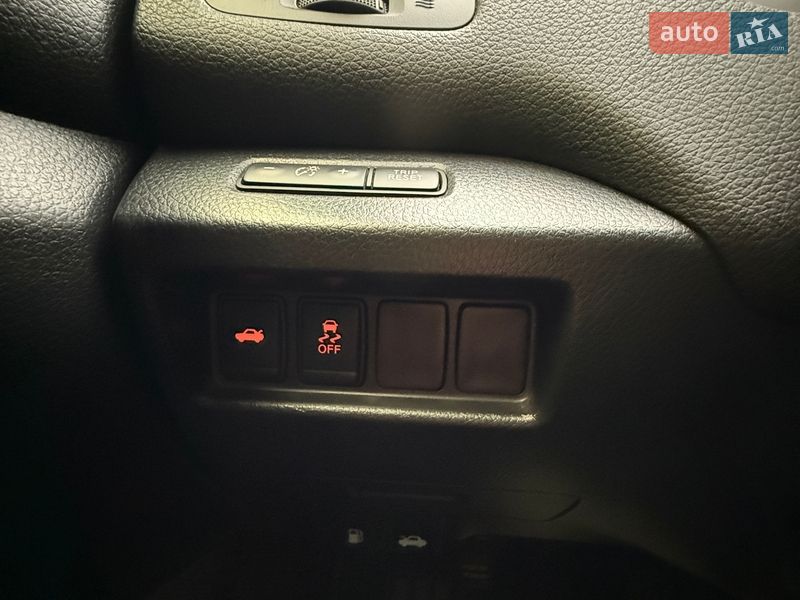 Седан Nissan Altima 2017 в Кременчуге