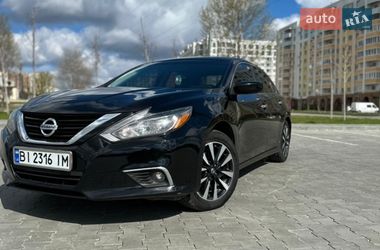 Седан Nissan Altima 2016 в Ірпені