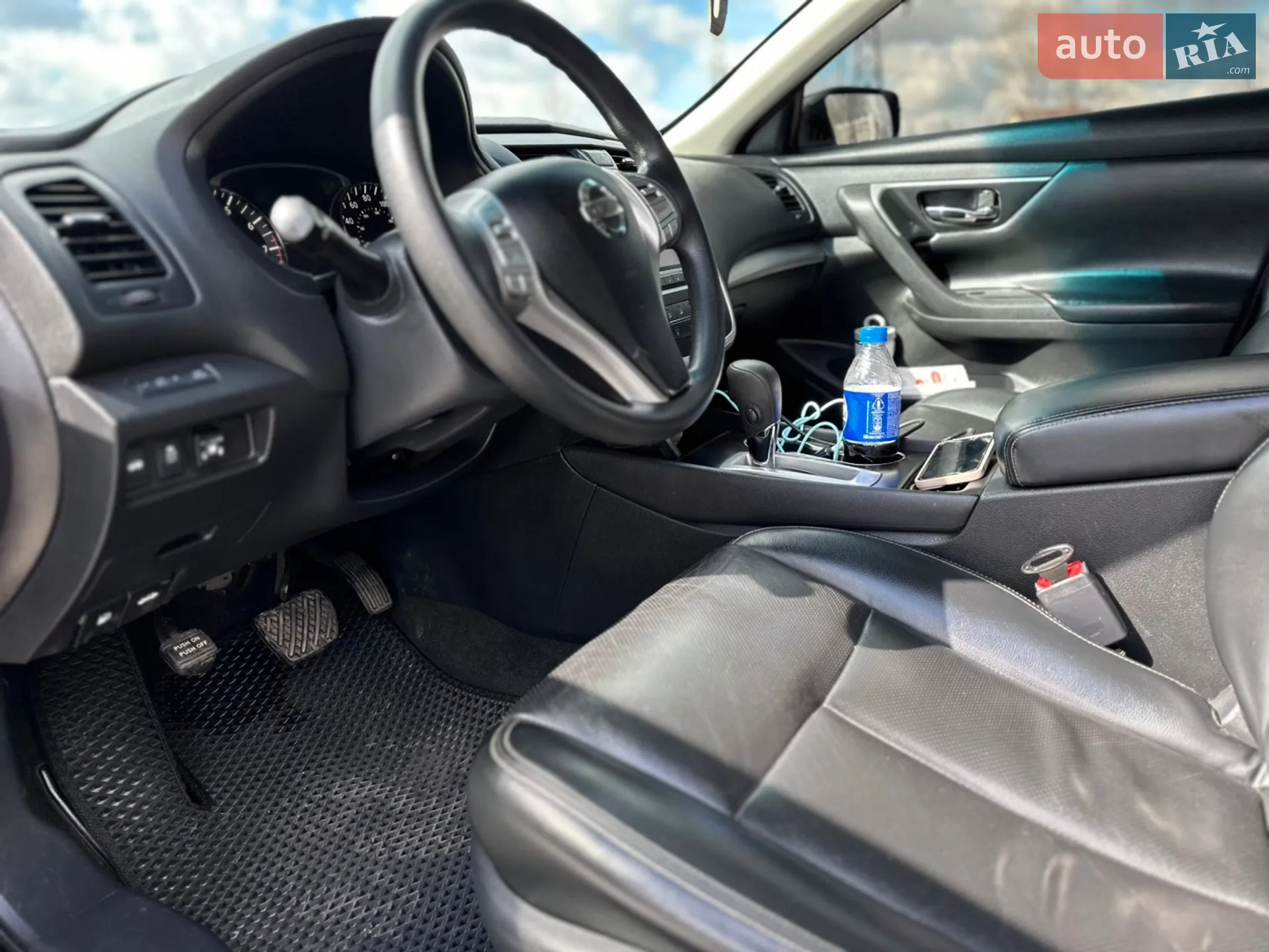 2016 Nissan Altima - мініатюра 21