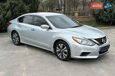 Седан Nissan Altima 2017 в Харькове