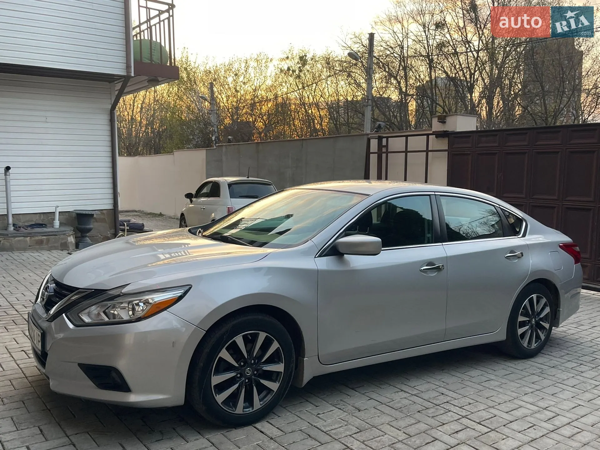 2017 Nissan Altima - мініатюра 17