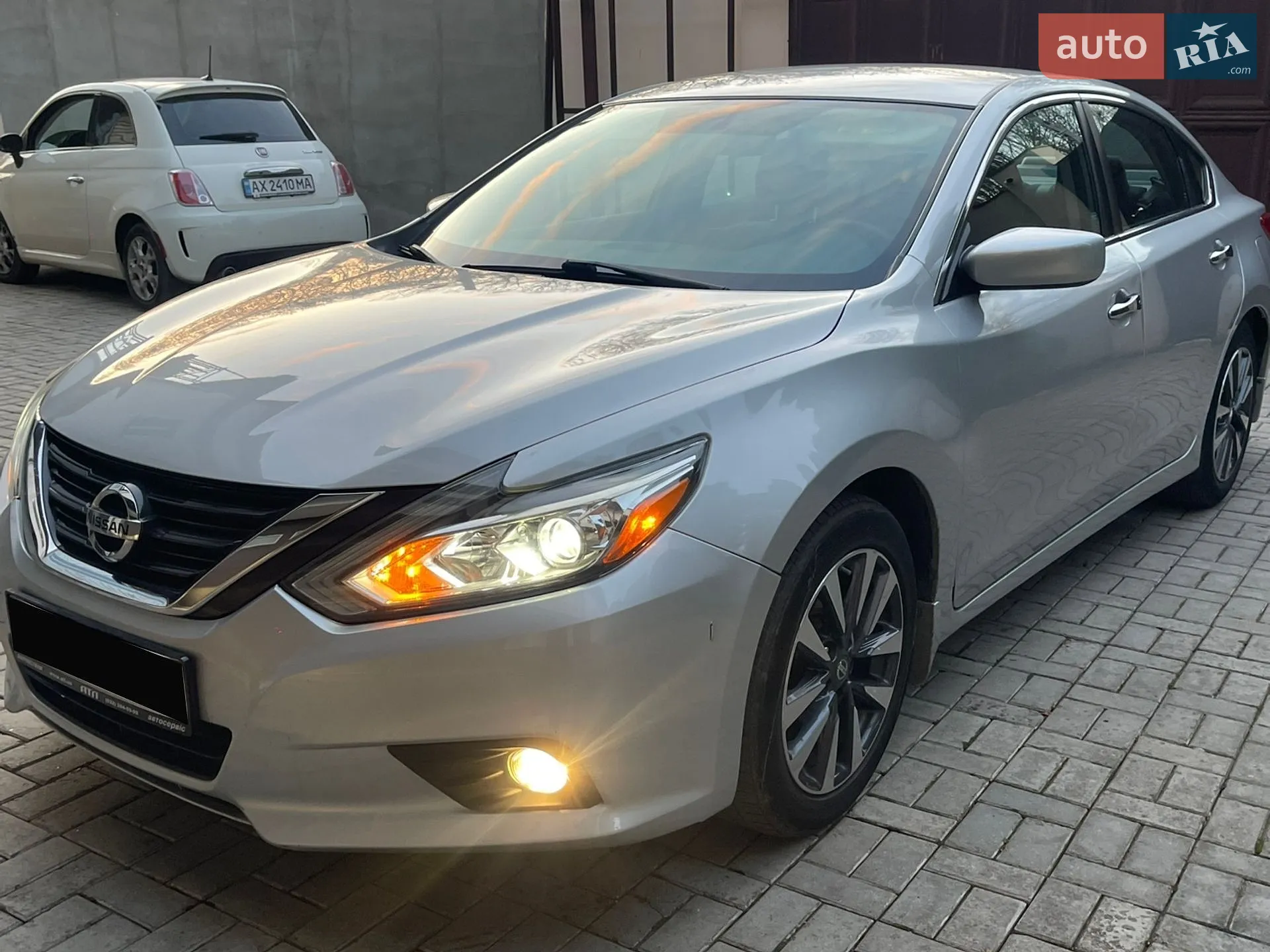 2017 Nissan Altima - мініатюра 11