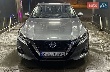Седан Nissan Altima 2019 в Дніпрі