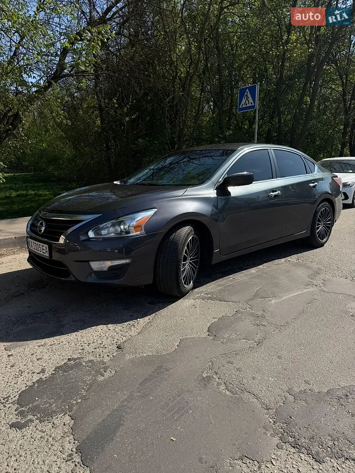 2012 Nissan Altima - мініатюра 18