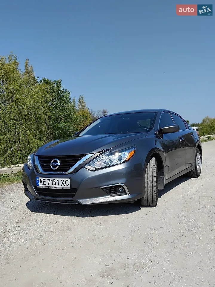 2016 Nissan Altima - мініатюра 20