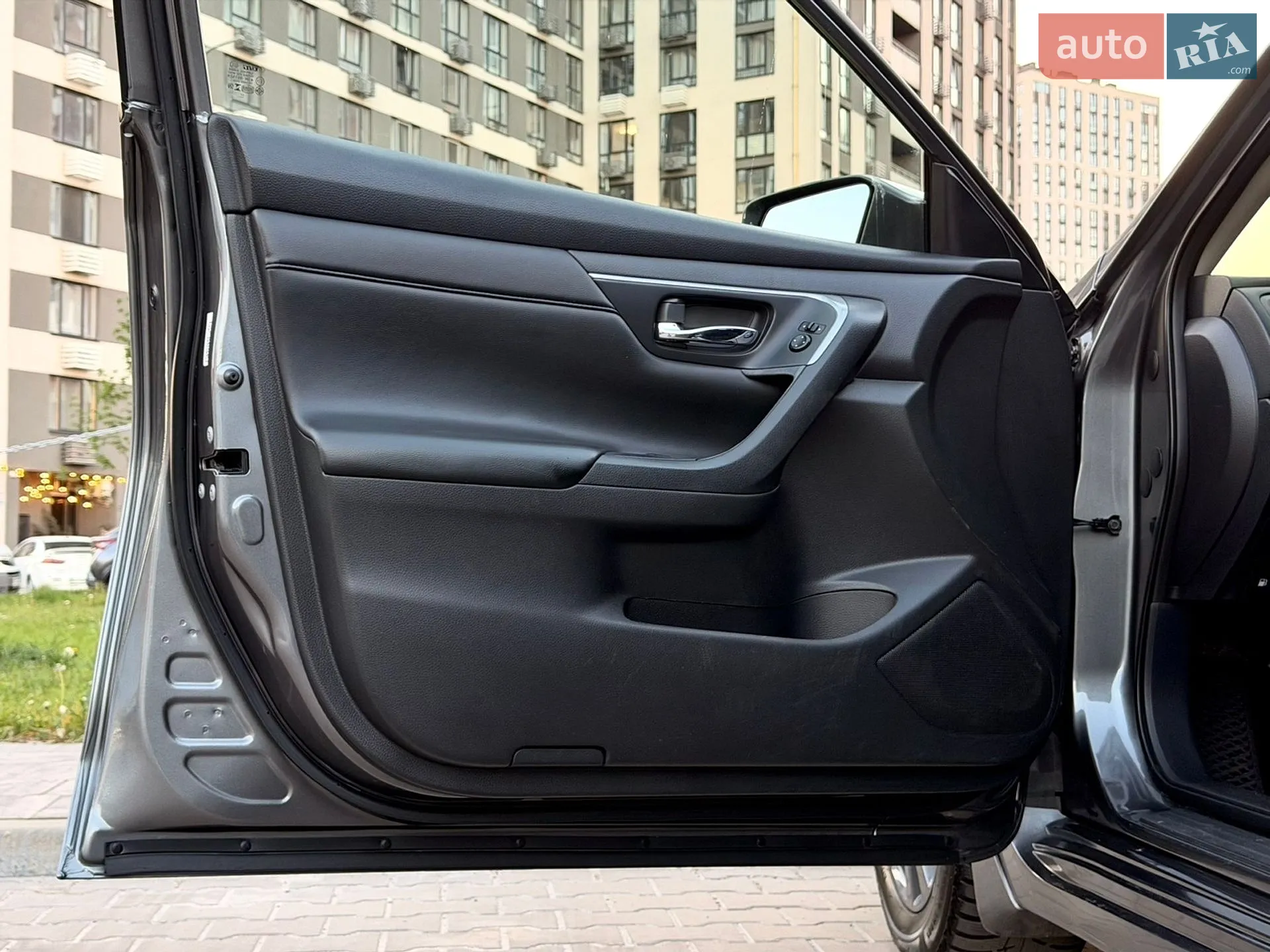 2015 Nissan Altima - мініатюра 22