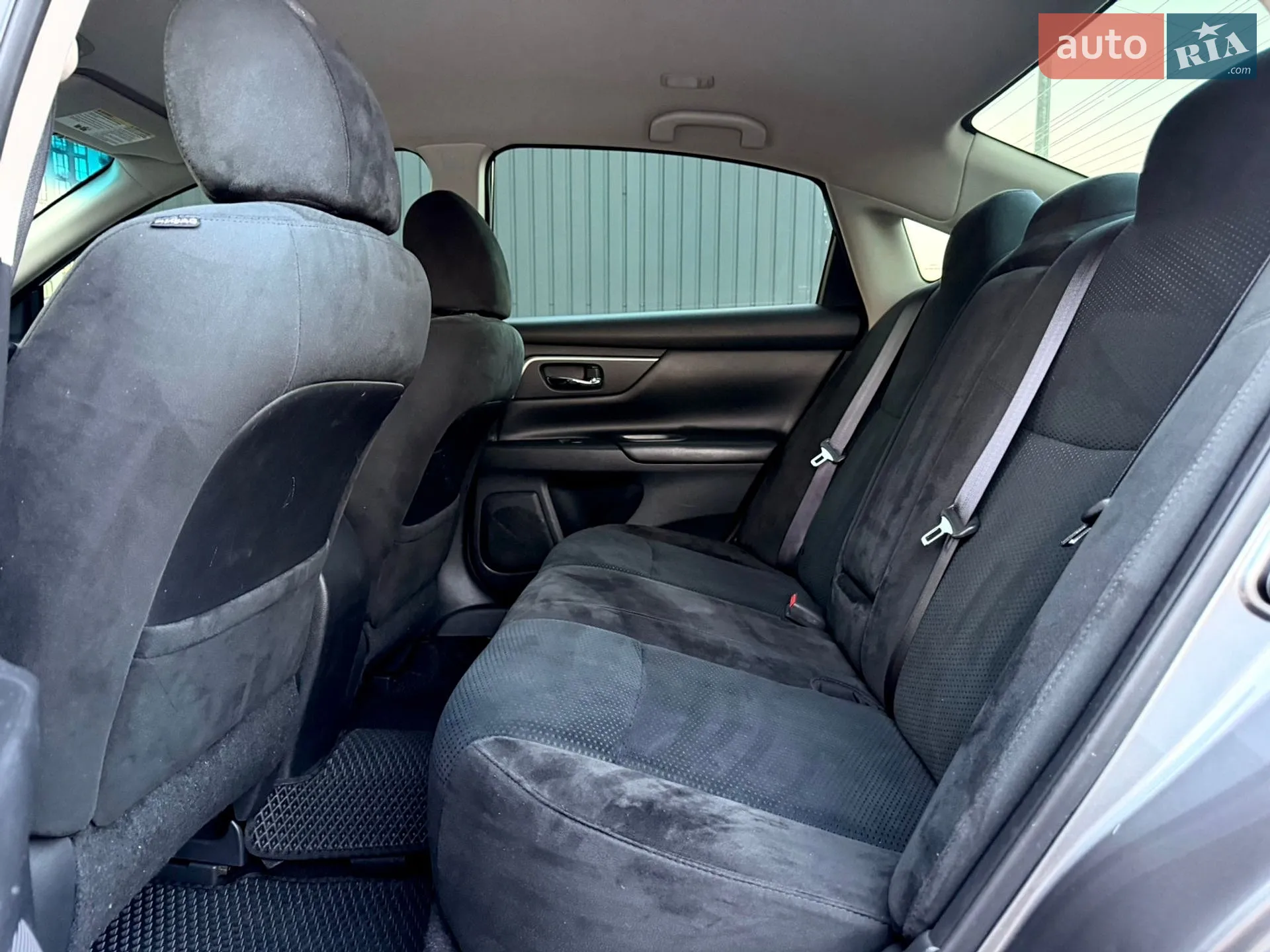 2015 Nissan Altima - мініатюра 25
