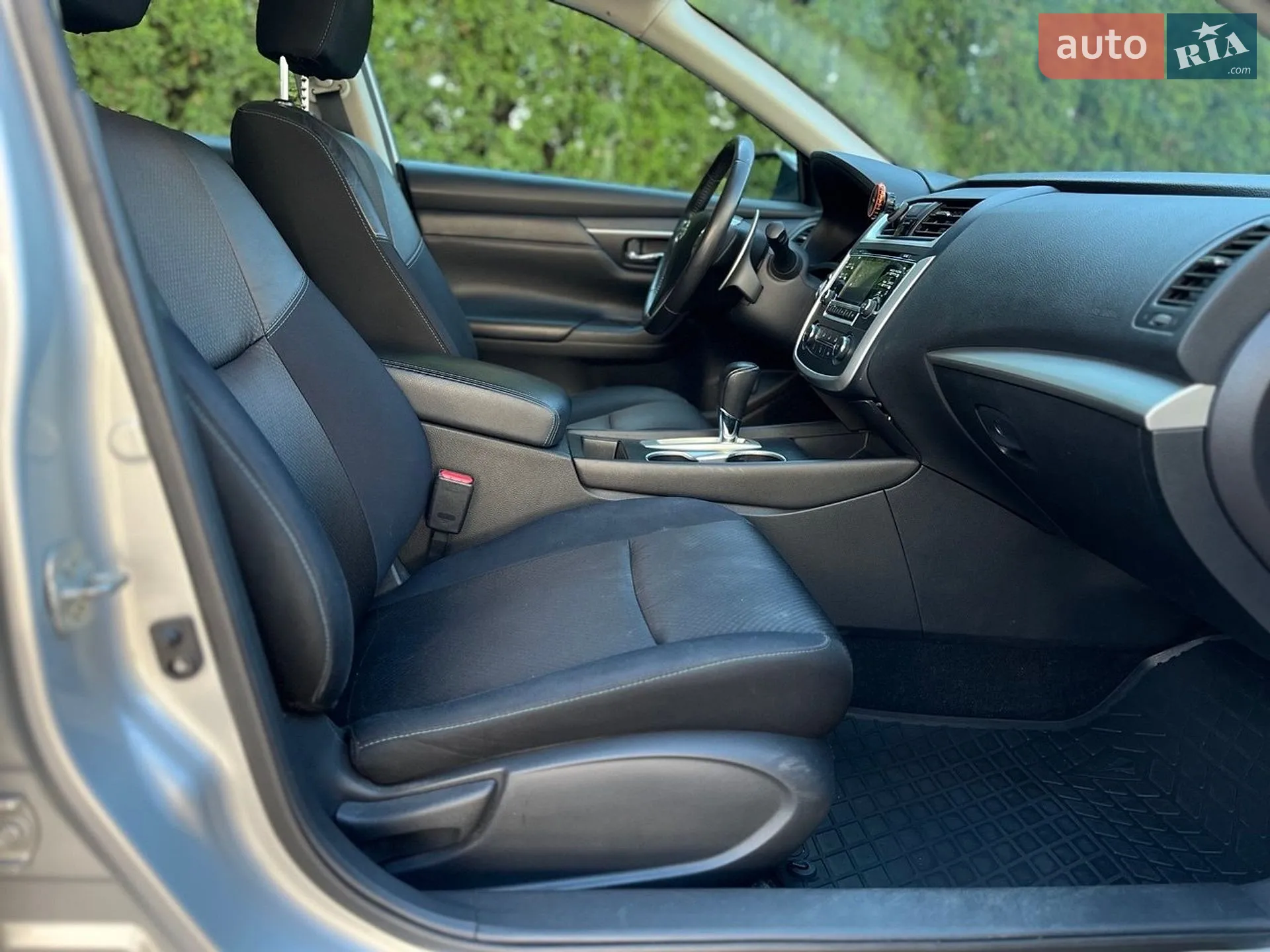 2016 Nissan Altima - мініатюра 20