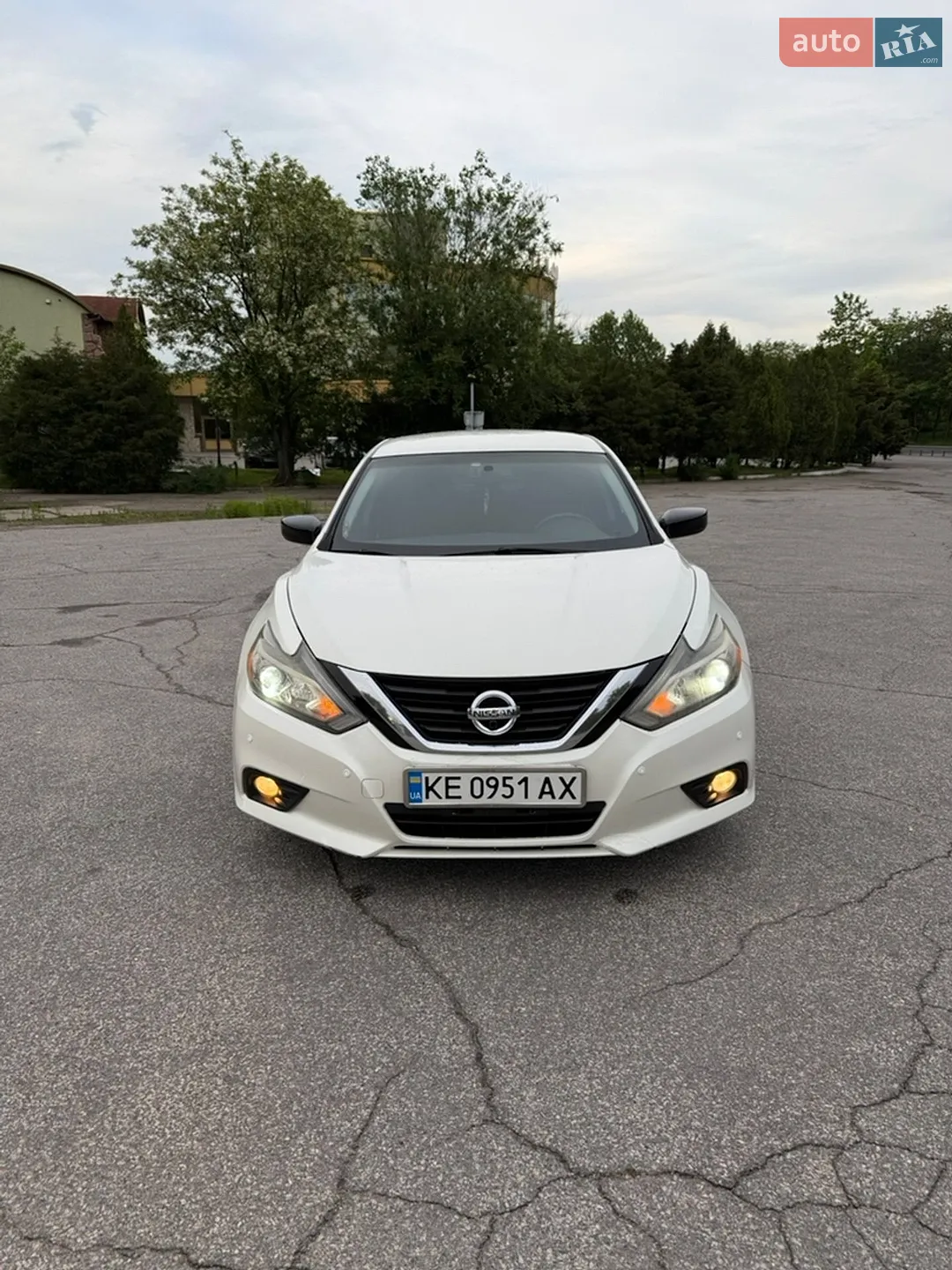2017 Nissan Altima - мініатюра 2