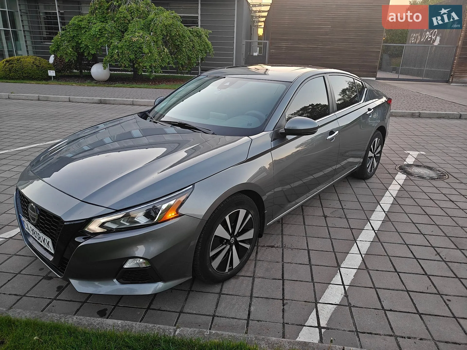 2020 Nissan Altima - мініатюра 2