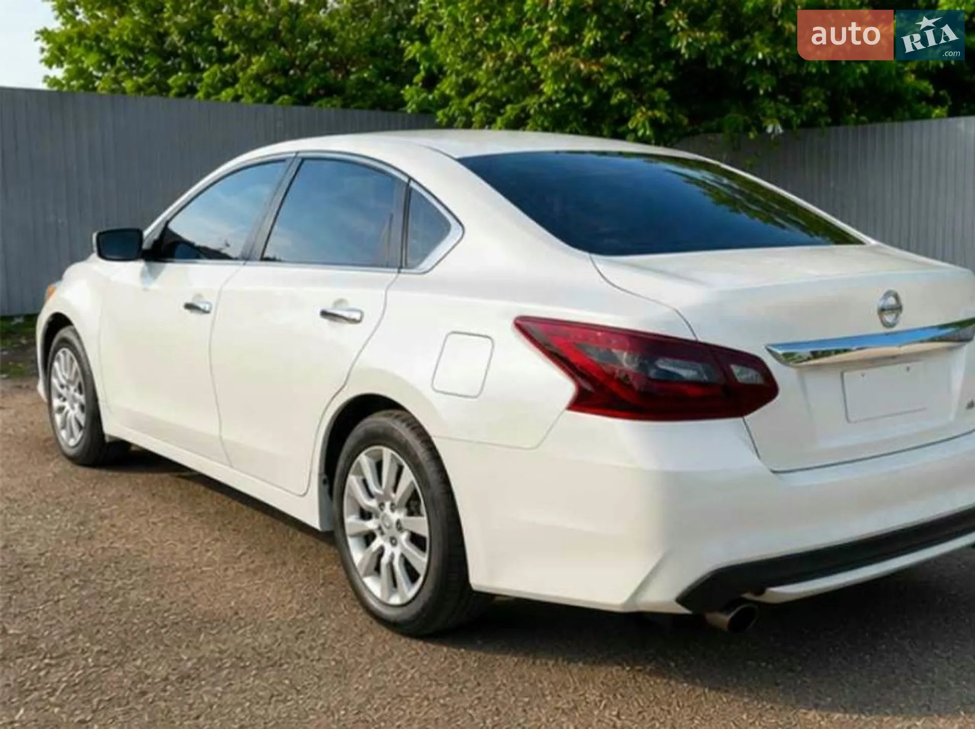 2017 Nissan Altima - мініатюра 4