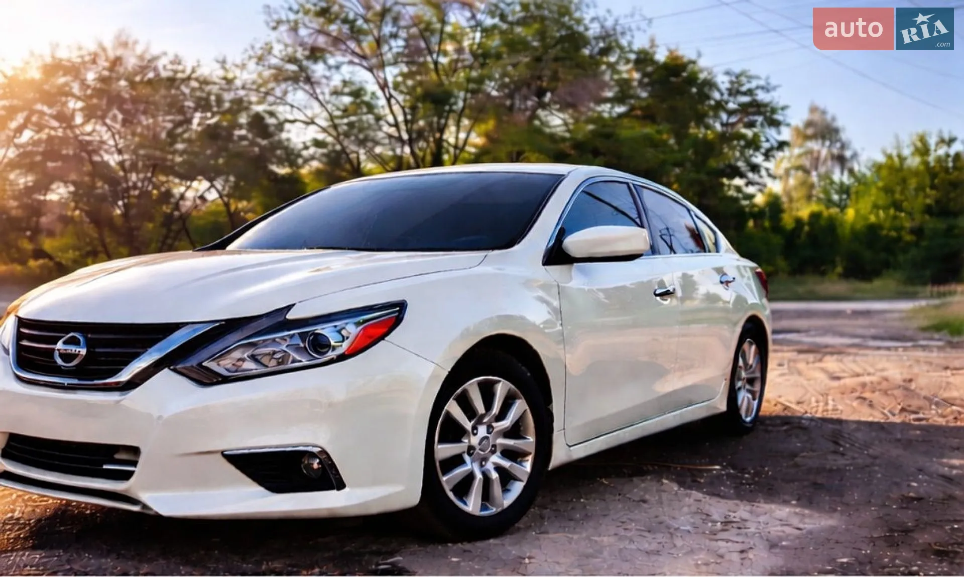 2017 Nissan Altima - мініатюра 3