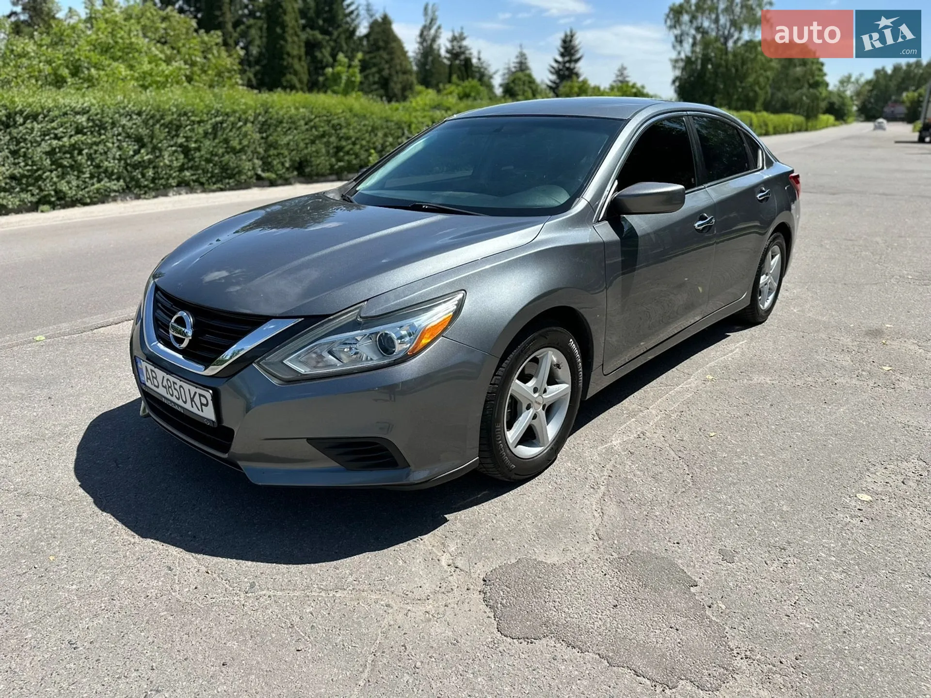 2017 Nissan Altima - мініатюра 2