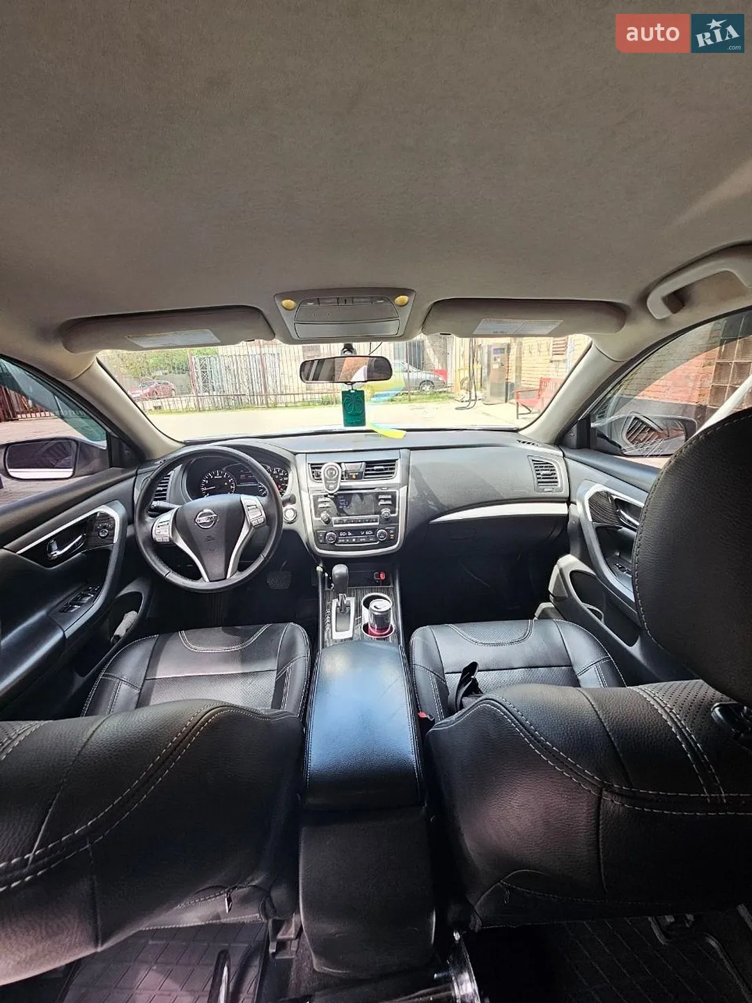 2016 Nissan Altima - мініатюра 9