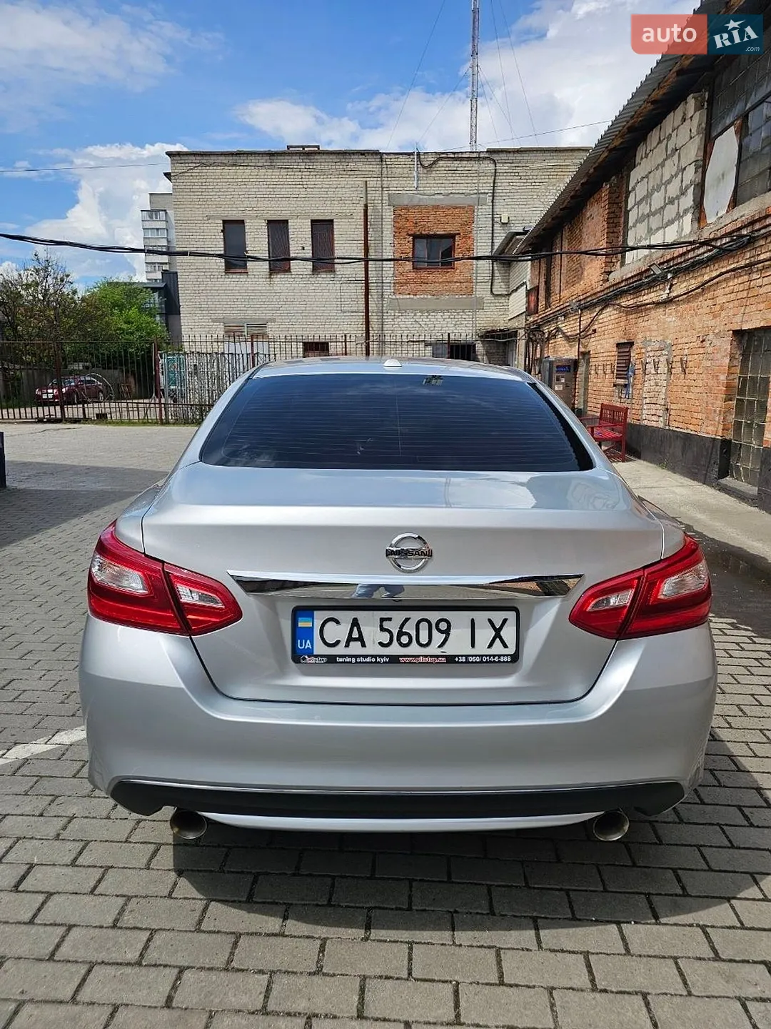 2016 Nissan Altima - мініатюра 13
