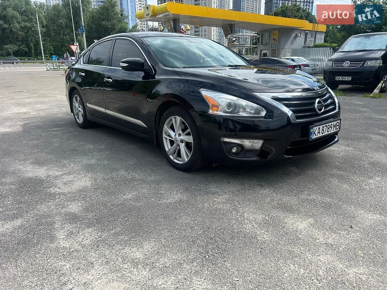 2015 Nissan Altima - мініатюра 11