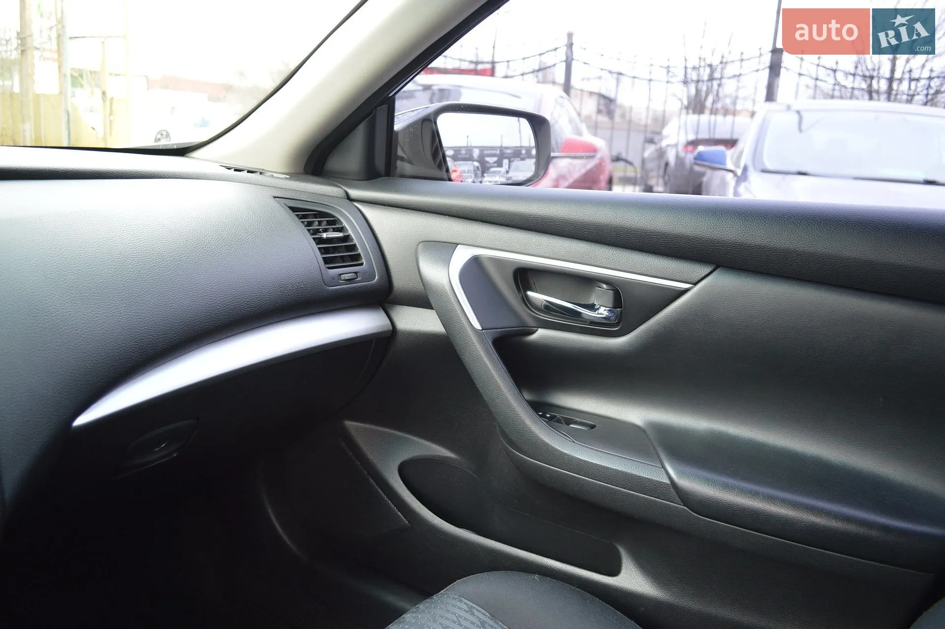 2015 Nissan Altima - мініатюра 15