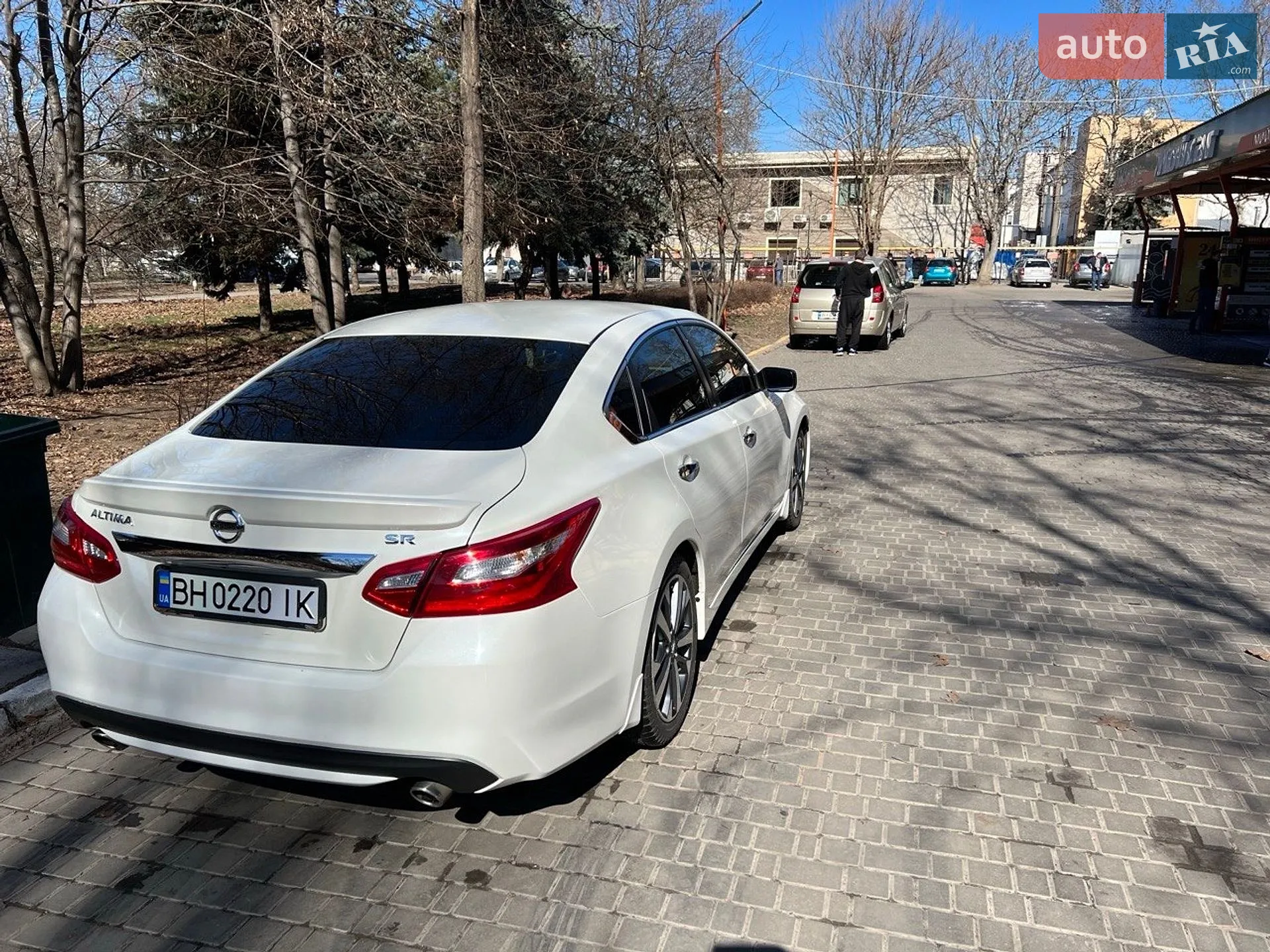 2016 Nissan Altima - мініатюра 4