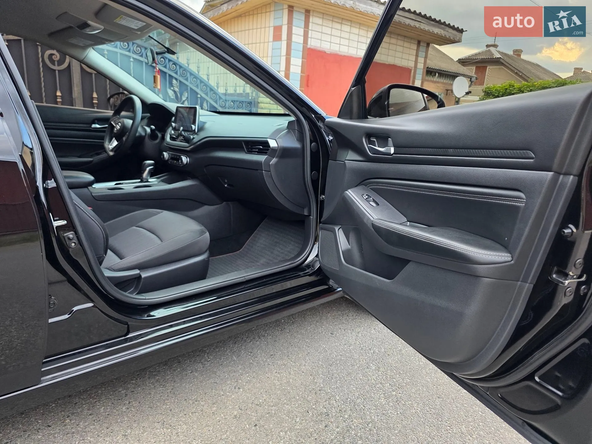 2019 Nissan Altima - мініатюра 38