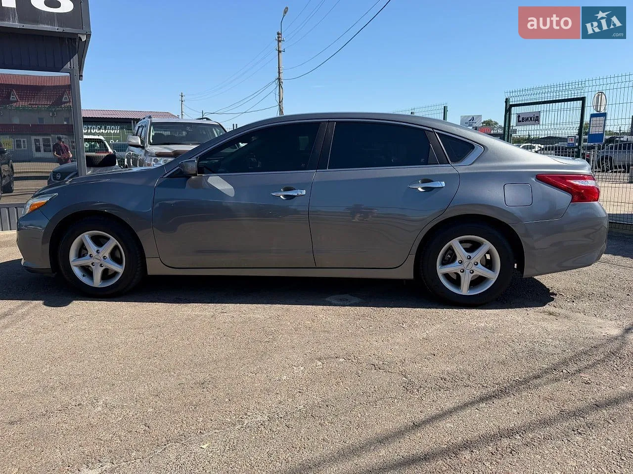 2017 Nissan Altima - мініатюра 7