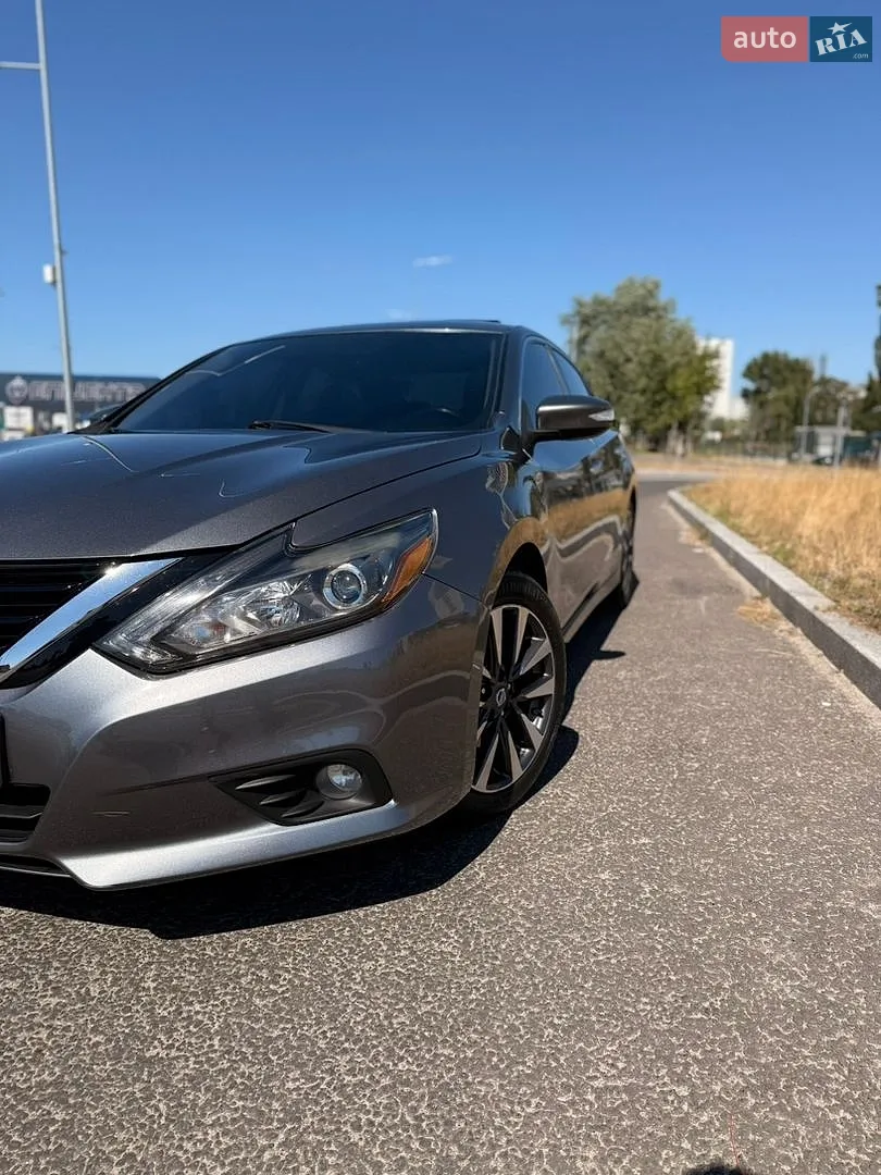2017 Nissan Altima - мініатюра 4