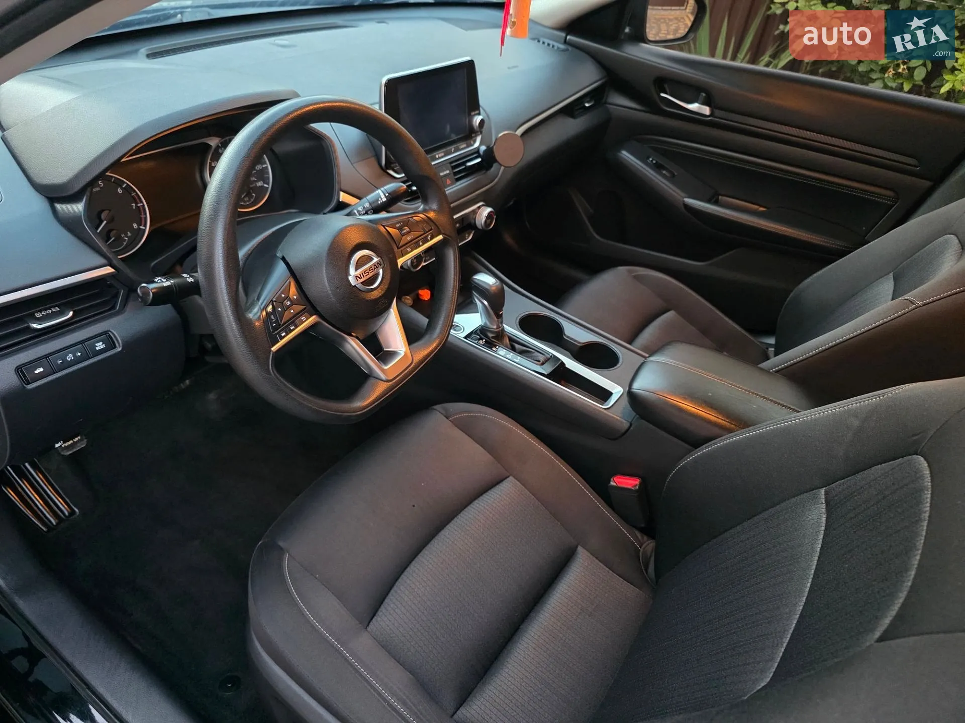2019 Nissan Altima - мініатюра 25