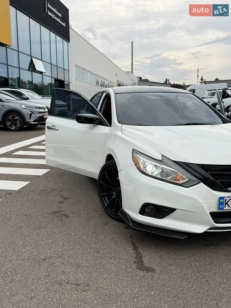 2018 Nissan Altima - мініатюра 9