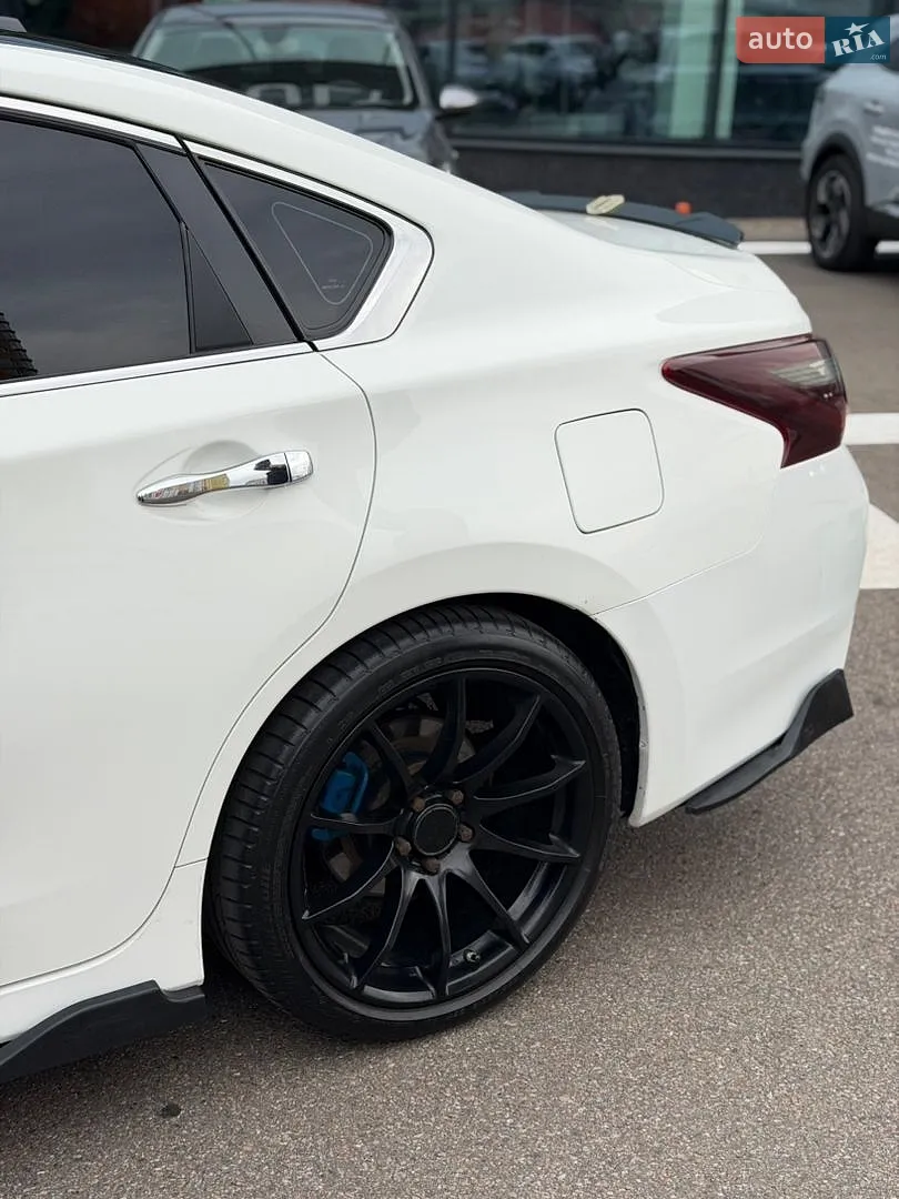 2018 Nissan Altima - мініатюра 11