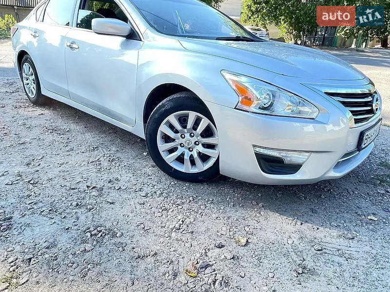 Nissan Altima 2015