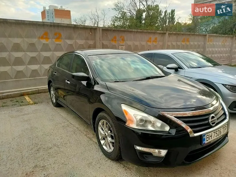 Nissan Altima 2012