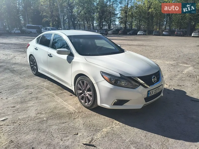Nissan Altima 2016