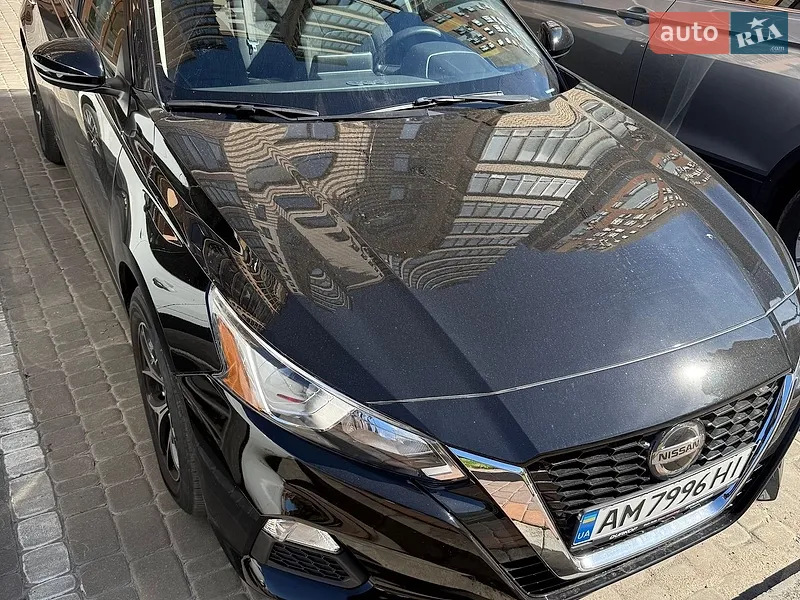 Nissan Altima 2020