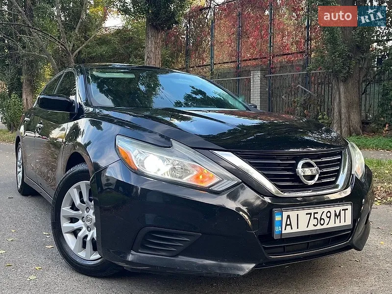 Nissan Altima