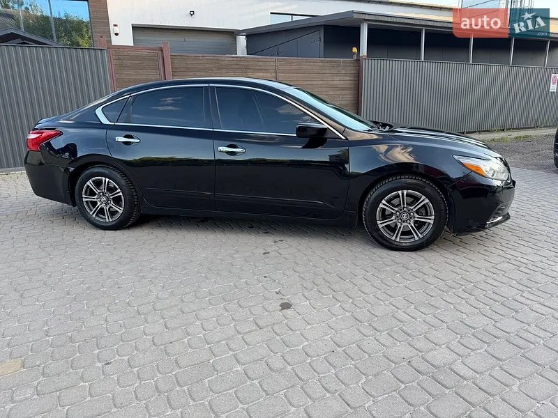 Nissan Altima 2015