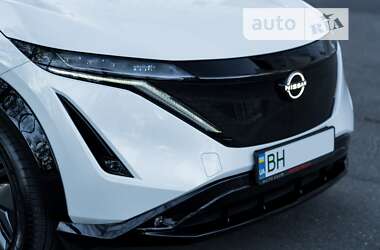 Внедорожник / Кроссовер Nissan Ariya 2023 в 
