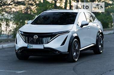 Внедорожник / Кроссовер Nissan Ariya 2023 в 