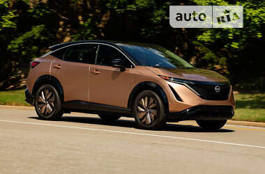 Позашляховик / Кросовер Nissan Ariya 2023 в 