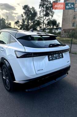 Внедорожник / Кроссовер Nissan Ariya 2022 в 
