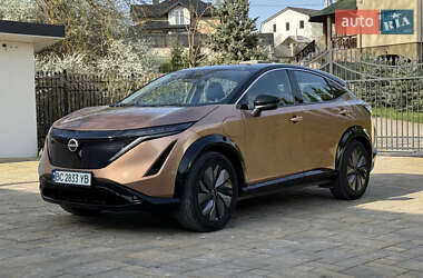 Внедорожник / Кроссовер Nissan Ariya 2022 в 