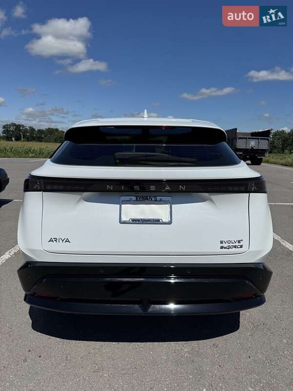 Внедорожник / Кроссовер Nissan Ariya 2023 в Полтаве
