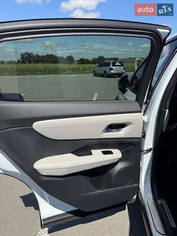 Внедорожник / Кроссовер Nissan Ariya 2023 в Полтаве