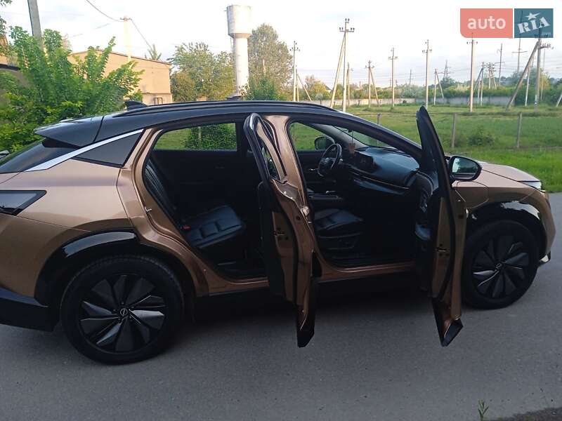 Внедорожник / Кроссовер Nissan Ariya 2023 в Черновцах