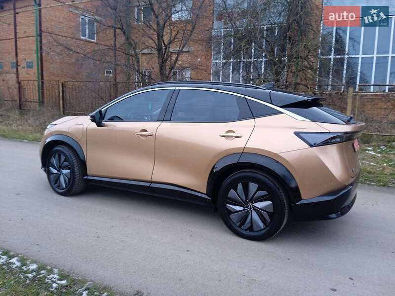 Позашляховик / Кросовер Nissan Ariya 2022 в Чернівцях