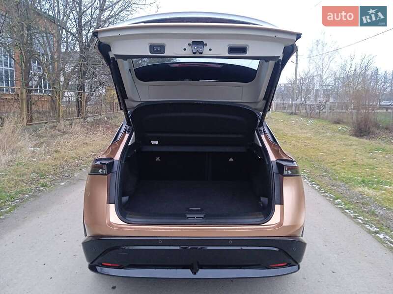 Позашляховик / Кросовер Nissan Ariya 2022 в Чернівцях
