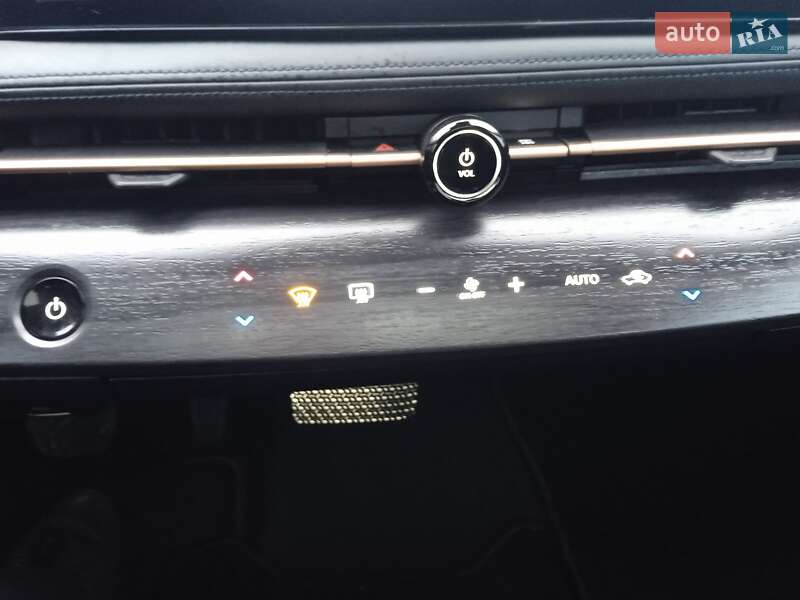 Позашляховик / Кросовер Nissan Ariya 2022 в Чернівцях