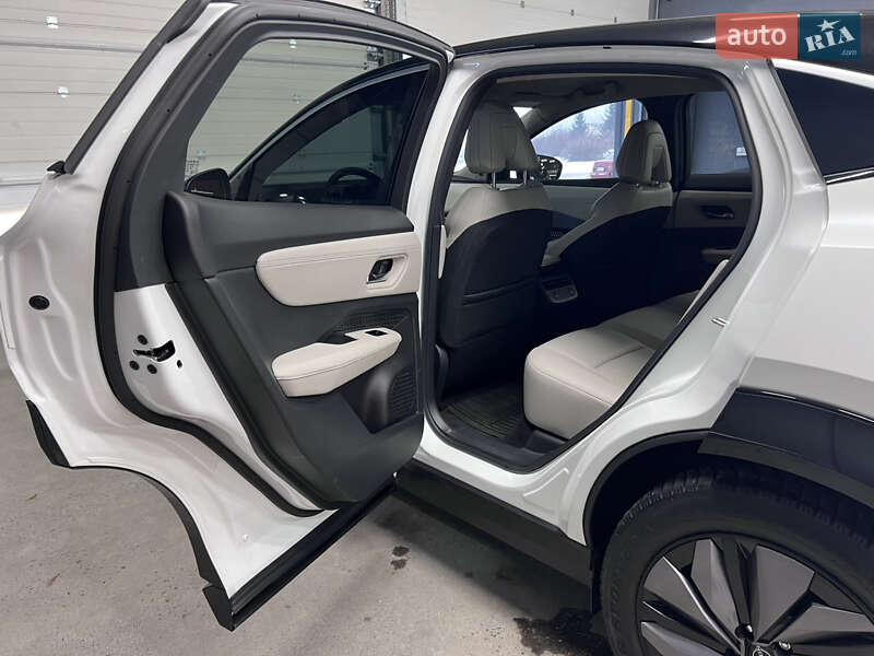 Внедорожник / Кроссовер Nissan Ariya 2022 в Виннице