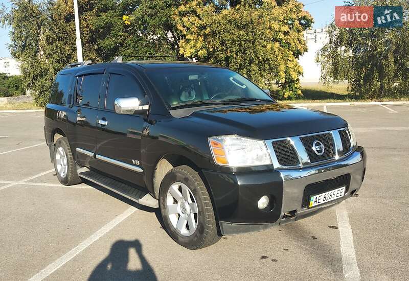 Внедорожник / Кроссовер Nissan Armada 2006 в Запорожье
